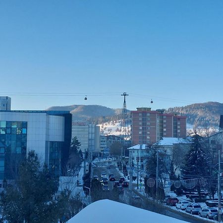 Rg Garsoniera Central Piatra Neamţ Exterior foto
